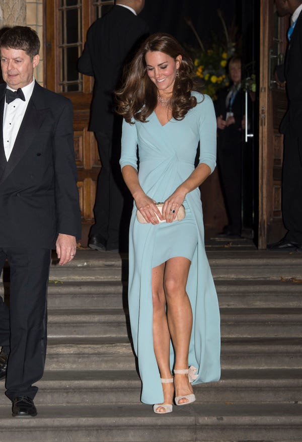 15 lần mặc đẹp của Vương phi Kate bật mí nhà thiết kế yêu thích của cô - Ảnh 5.