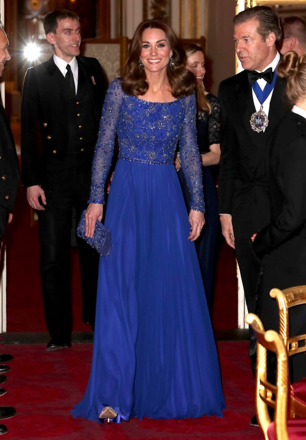 15 lần mặc đẹp của Vương phi Kate bật mí nhà thiết kế yêu thích của cô - Ảnh 11.