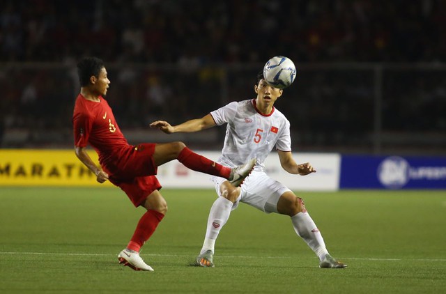 Chuyên gia Vũ Mạnh Hải: Quang Hải, Văn Hậu không nên sang Indonesia chơi bóng - Ảnh 1.
