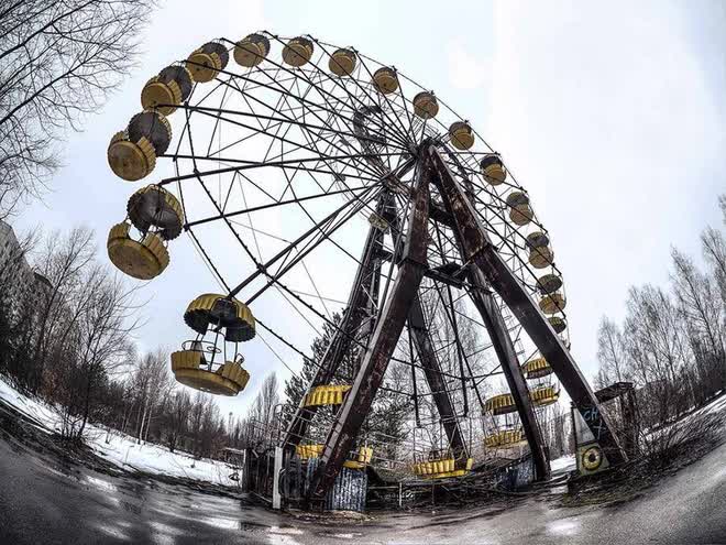 Ảnh hiếm tại vùng thảm họa hạt nhân Chernobyl sau gần 40 năm bị bỏ hoang - Ảnh 9.