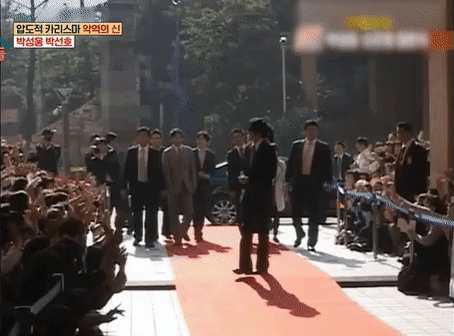 “Ông hoàng Hallyu” Bae Yong Joon tới dự hôn lễ tài tử Hàn bằng trực thăng, biến đám cưới thành cảnh phim về giới tài phiệt - Ảnh 3.
