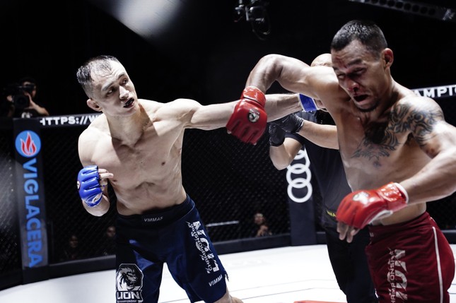 Đánh bại Kamil Nguyễn, Quang Lộc bảo vệ thành công đai vô địch - Ảnh 3.