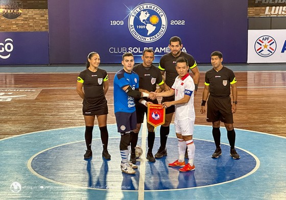 HLV futsal Việt Nam hạnh phúc khi gặp Paraguay - Ảnh 2.