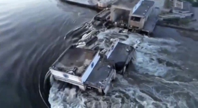 Tầm quan trọng chiến lược của đập nước vừa bị vỡ ở Kherson - Ảnh 2.