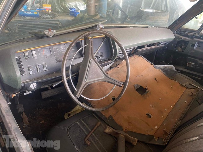 Dân chơi Đồng Nai tự tay tân trang xe cổ duy nhất tại Việt Nam - Ảnh 7. Dân chơi Đồng Nai tự tay tân trang xe cổ duy nhất tại Việt Nam - Ảnh 7.