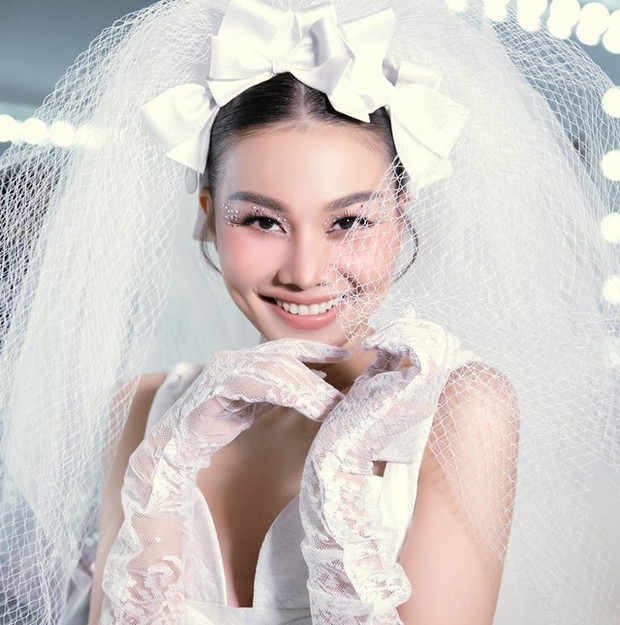 Hà Hồ - Thanh Hằng: Đôi mỹ nhân tài sắc vẹn toàn và lời hứa hẹn đặc biệt sau tình bạn 10 năm - Ảnh 7. Hà Hồ - Thanh Hằng: Đôi mỹ nhân tài sắc vẹn toàn và lời hứa hẹn đặc biệt sau tình bạn 10 năm - Ảnh 7.