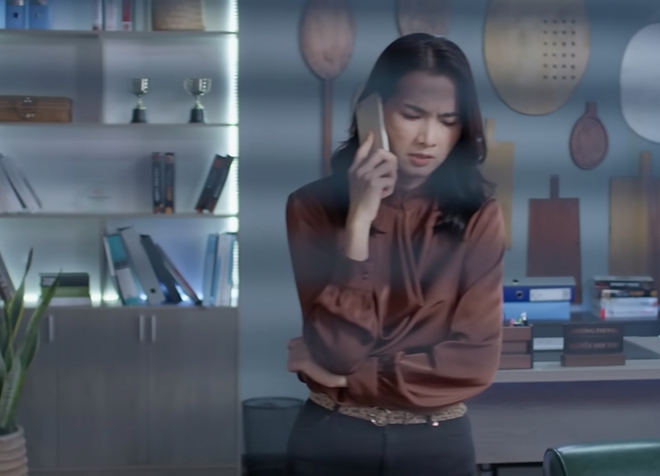 Mỹ nhân có tạo hình đẹp trong phim Việt hiện tại, tuổi 41 trẻ trung nhưng diễn xuất ra sao? - Ảnh 9. Mỹ nhân có tạo hình đẹp trong phim Việt hiện tại, tuổi 41 trẻ trung nhưng diễn xuất ra sao? - Ảnh 9.