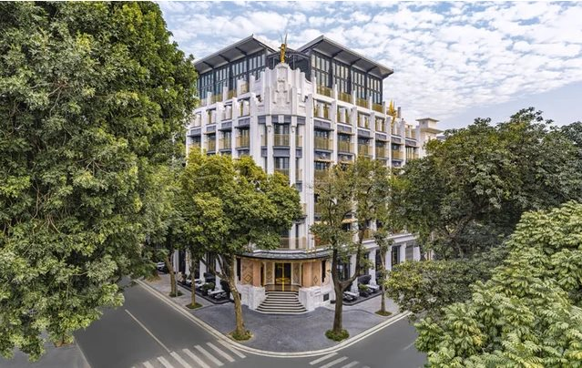 1 địa chỉ ở Hà Nội có tới 3 nhà hàng được Michelin gọi tên: Là khách sạn Việt duy nhất lọt top 100 thế giới, giá phòng lên tới 100 triệu đồng/đêm - Ảnh 1.