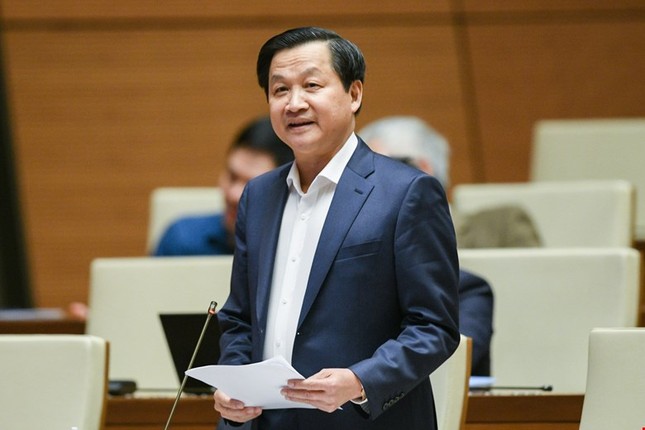 Phó Thủ tướng Lê Minh Khái đăng đàn trả lời chất vấn - Ảnh 1.