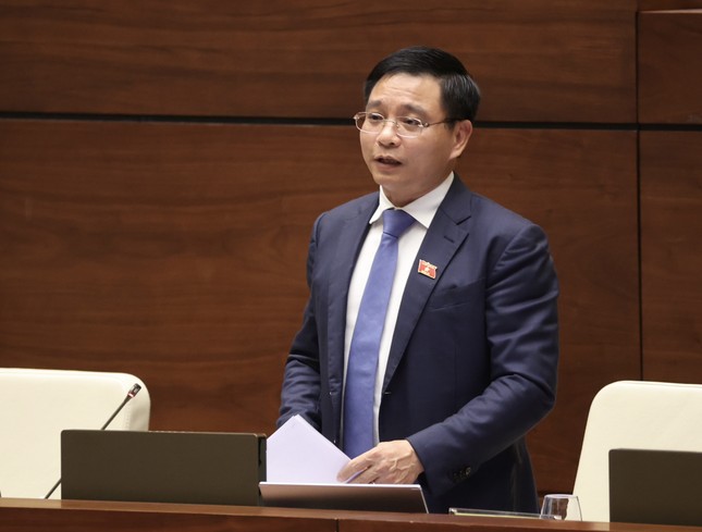 Bộ trưởng Nguyễn Văn Thắng tiếp tục đăng đàn trả lời chất vấn - Ảnh 1.