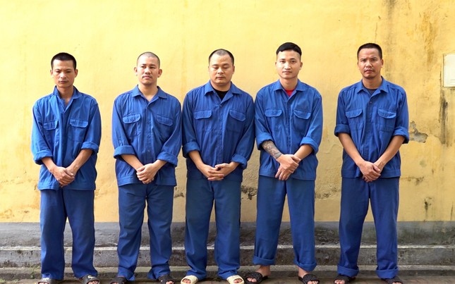 Phá đường dây cá độ, lô đề hơn 2.000 tỷ đồng ở Hưng Yên - Ảnh 1. Phá đường dây cá độ, lô đề hơn 2.000 tỷ đồng ở Hưng Yên - Ảnh 1.