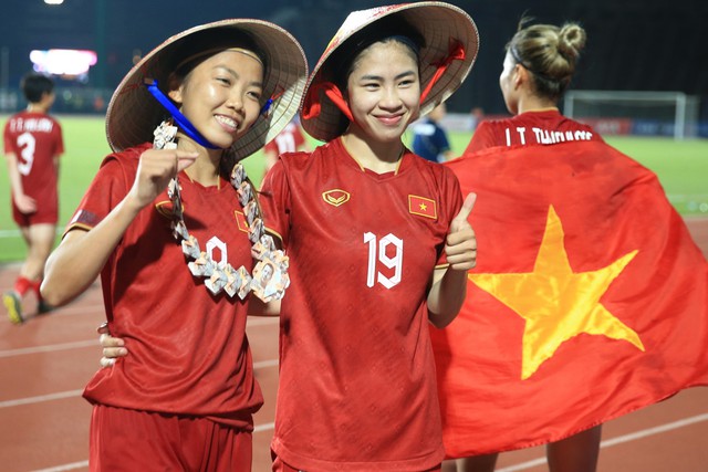Sút tung lưới tuyển Đức, sao Việt Nam ấn định thời điểm sang châu Âu nối bước Huỳnh Như - Ảnh 2.