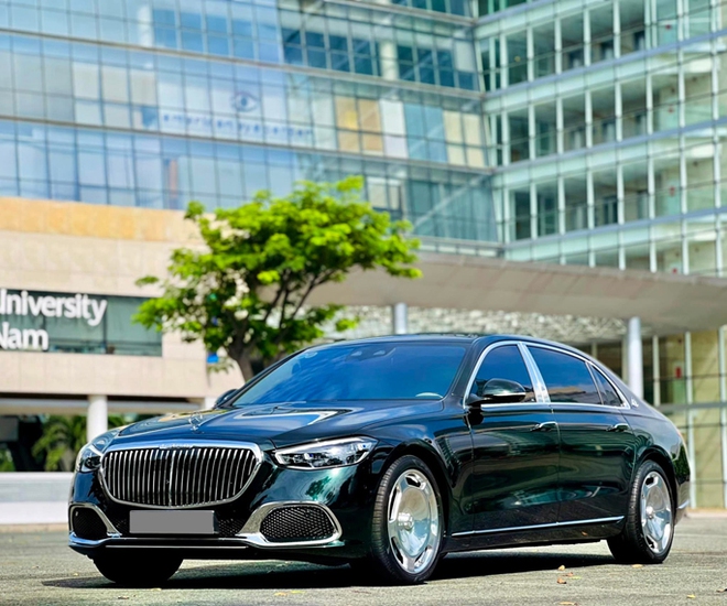 Xe mới giảm giá mạnh, chiếc Maybach S450 lướt 2.000 km này chưa chắc là món hời dù rẻ hơn giá lăn bánh cũ gần 900 triệu - Ảnh 1.