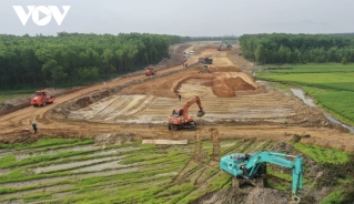  Sơn Hải và nhiều nhà thầu vi phạm tiến độ cao tốc Nghi Sơn - Diễn Châu  - Ảnh 5.