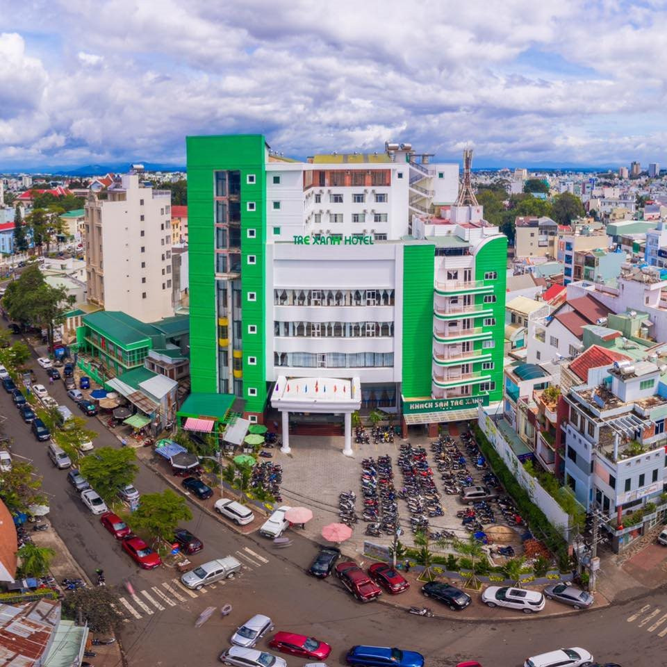 Nợ tiền, nhà hàng và khách sạn 3 sao đang kinh doanh tốt của đại gia Tây Nguyên bị ngân hàng rao bán - Ảnh 2.