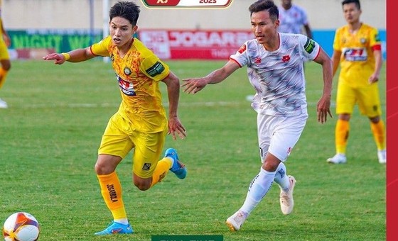 Vòng 13 V-League 2023: Hải Phòng sớm trụ hạng V-League 2023 - Ảnh 1.