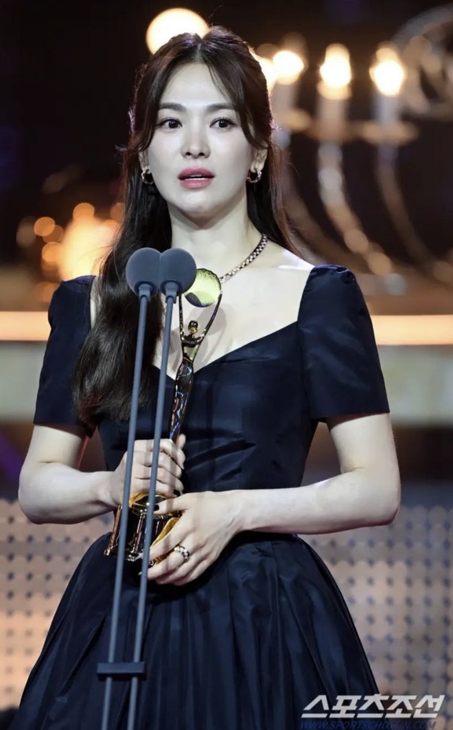 “Làm tốt lắm, Song Hye Kyo!” - Ảnh 4.