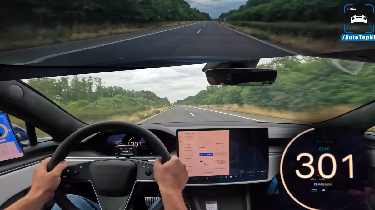 Tesla Model S Plaid có thể đạt tốc độ tối đa lên đến 320 km/giờ - Ảnh 1.
