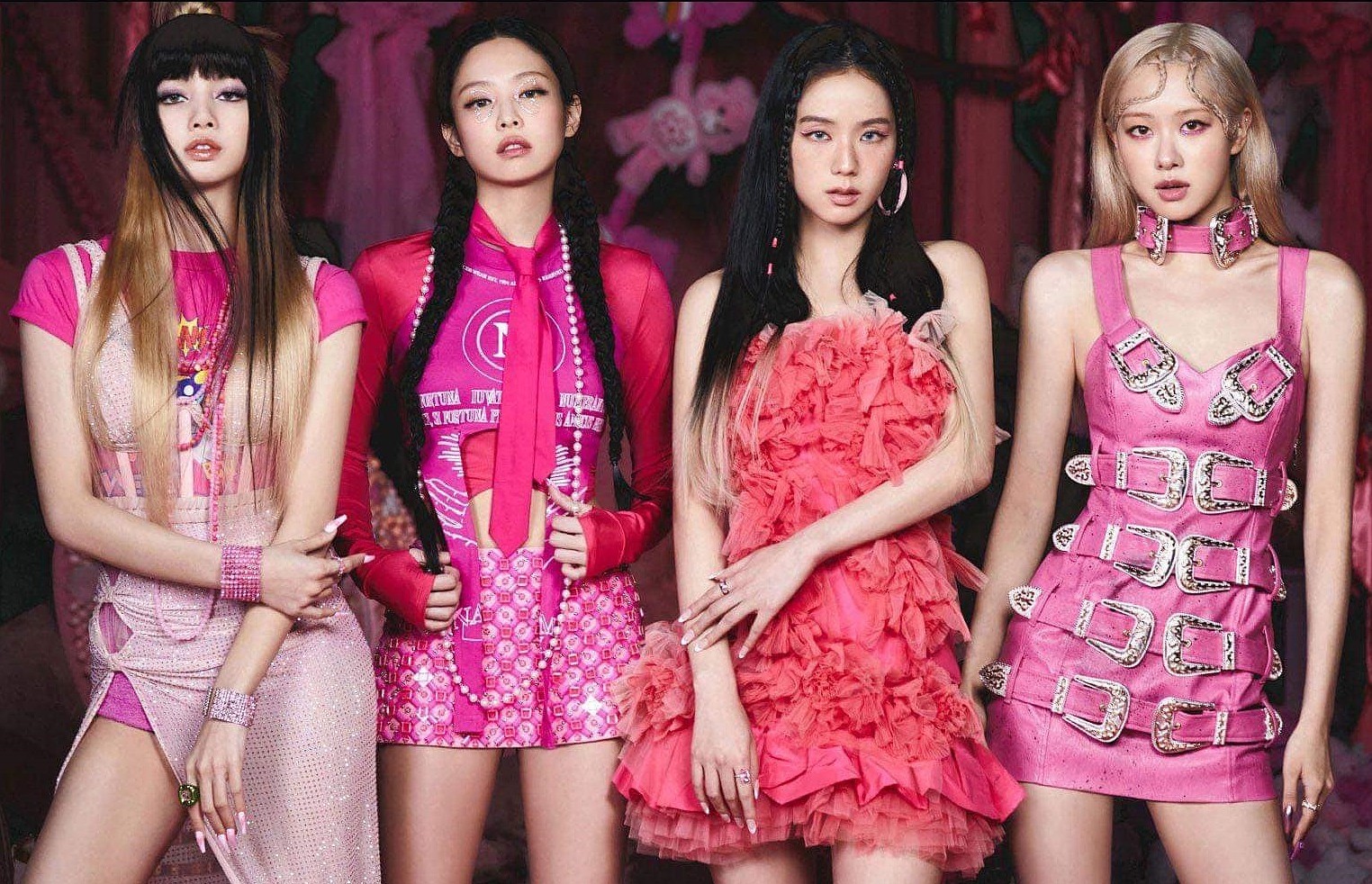Giới trẻ nợ nần vì vay tiền mua vé BlackPink - Ảnh 2. Giới trẻ nợ nần vì vay tiền mua vé BlackPink - Ảnh 2.