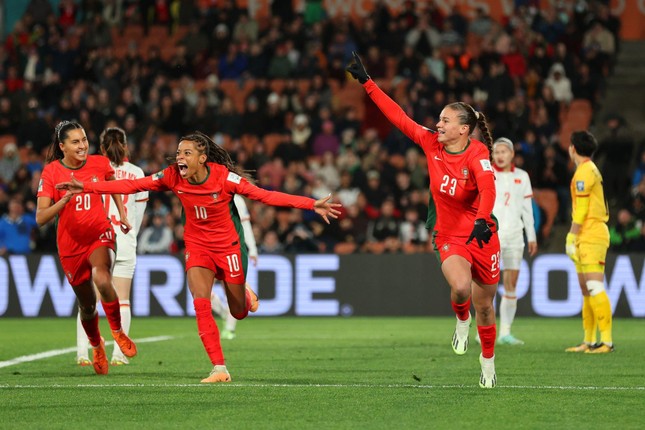 Trực tiếp ĐT nữ Việt Nam vs ĐT nữ Bồ Đào Nha 0-1 (H1): Bồ Đào Nha sớm vượt lên dẫn trước - Ảnh 2.