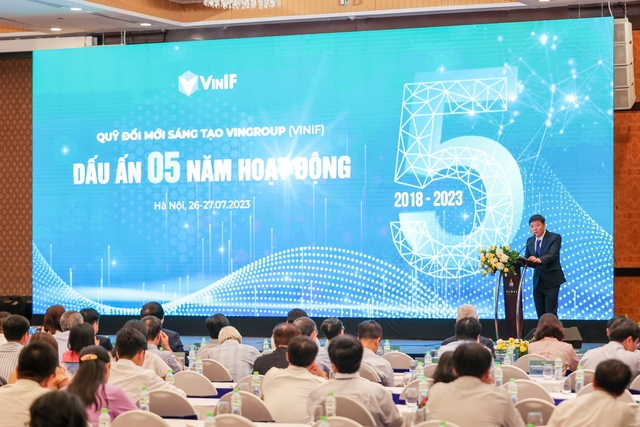 GS Vũ Hà Văn: “Không có chuyện nhà khoa học ngồi một chỗ sản phẩm nghiên cứu có thể đến triệu người dùng” - Ảnh 7.