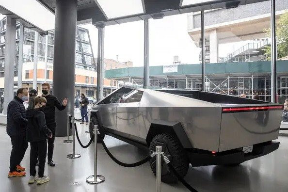 ‘Elon Musk, xe của tôi đâu?’: Hàng triệu khách hàng đặt cọc ô tô Tesla chờ 4 năm mòn mỏi nhưng chẳng thấy đâu - Ảnh 7.