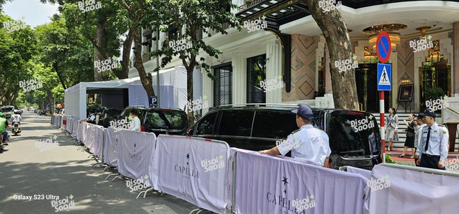 CỰC HOT: 4 mỹ nhân BLACKPINK rời khách sạn di chuyển đến sân khấu tổng duyệt concert tại Hà Nội - Ảnh 2.