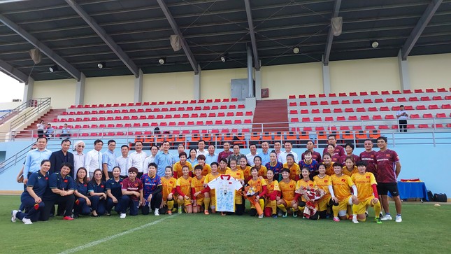 Thủ tướng Phạm Minh Chính: ‘Tới World Cup, những cô gái kim cương hãy phát huy phẩm chất người Việt’ - Ảnh 1.