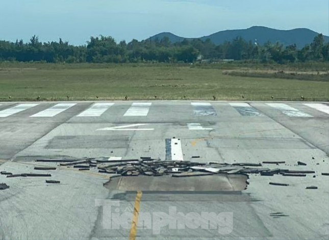 Thông tin mới vụ sân bay Vinh bị bong tróc đường băng - Ảnh 1.