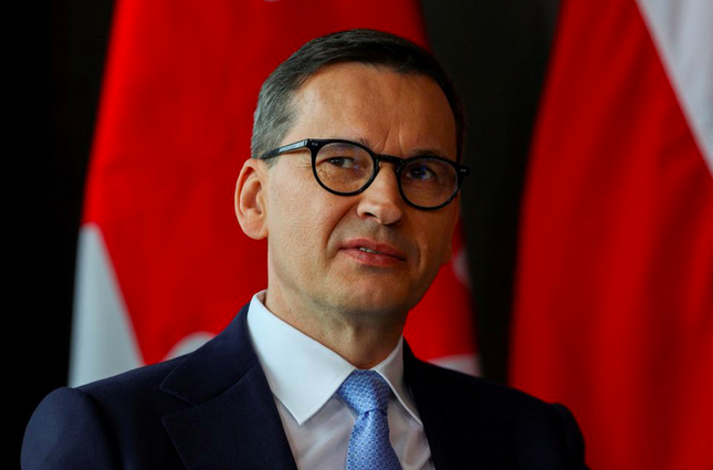 Thủ tướng Ba Lan lo các tay súng Wagner trà trộn vào người di cư - Ảnh 1.