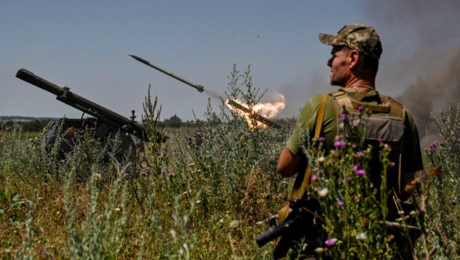 Nỗ lực gấp đôi, Ukraine vẫn đánh vật với phòng tuyến của Nga - Ảnh 1.