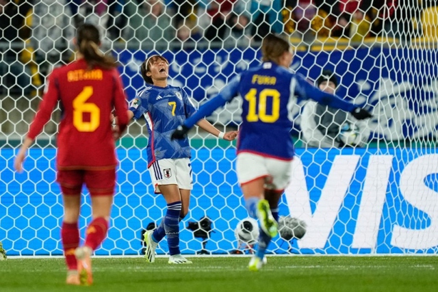 Thắng đậm Tây Ban Nha theo cách khó tin, đại diện châu Á tạo cú sốc lớn ở World Cup - Ảnh 2.