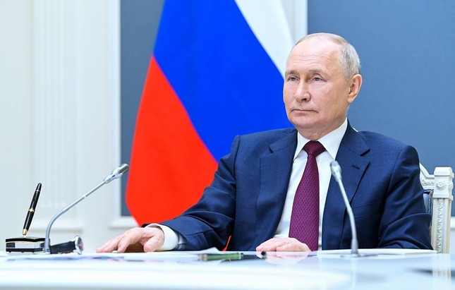 Tổng thống Putin nói người Nga sát cánh chống lại âm mưu nổi loạn vũ trang  - Ảnh 1.