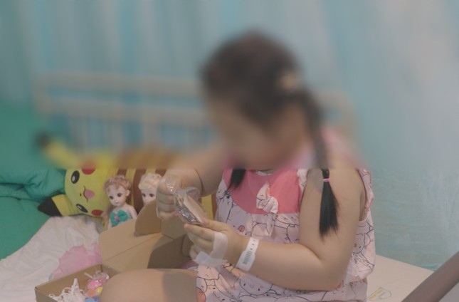Em bé có 12 ngón tay, 12 ngón chân cực kỳ hiếm gặp - Ảnh 3. Em bé có 12 ngón tay, 12 ngón chân cực kỳ hiếm gặp - Ảnh 3.