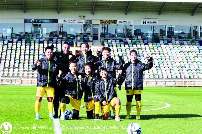 Đội tuyển nữ Việt Nam và tấm gương từ tuyển nam Nhật Bản - Ảnh 2. Đội tuyển nữ Việt Nam và tấm gương từ tuyển nam Nhật Bản - Ảnh 2.