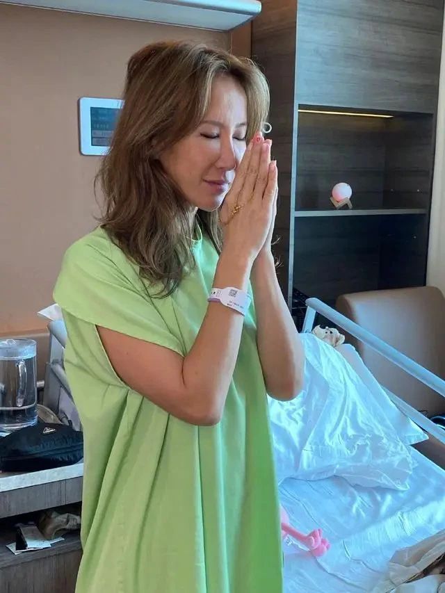 Chồng Coco Lee bày tỏ tình cảm sau khi vợ qua đời khiến dư luận bức xúc
