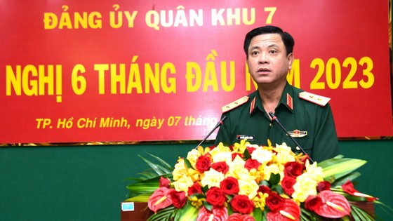 Quân khu 7 hoàn thành thắng lợi nhiệm vụ quân sự, quốc phòng và xây dựng Đảng - Ảnh 1. Quân khu 7 hoàn thành thắng lợi nhiệm vụ quân sự, quốc phòng và xây dựng Đảng - Ảnh 1.