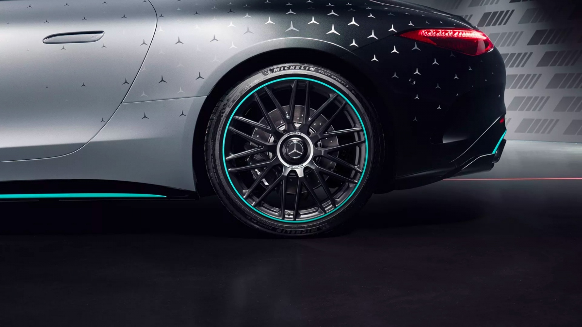 Cận cảnh siêu phẩm Mercedes SL 63 4Matic+ Motorsport Collectors Edition - Ảnh 4.