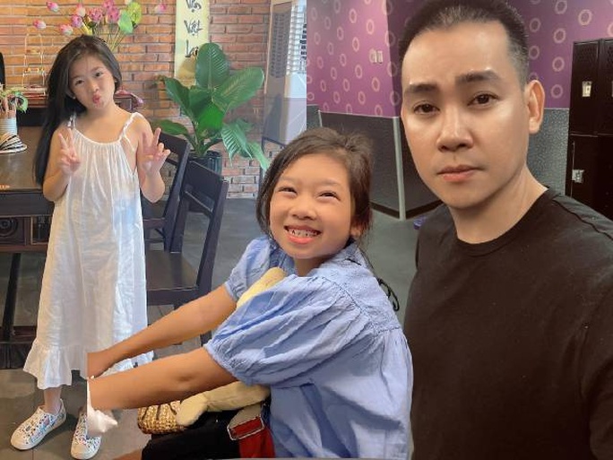Cố diễn viên Mai Phương đã có thể mỉm cười - Ảnh 2. Cố diễn viên Mai Phương đã có thể mỉm cười - Ảnh 2.