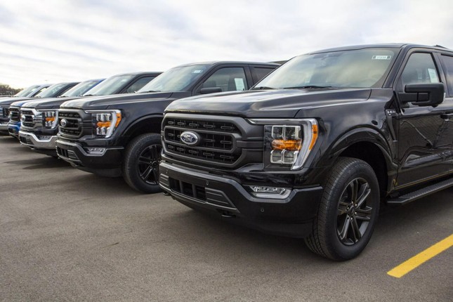 Ford triệu hồi gần một triệu xe bán tải vì lỗi phanh - Ảnh 1.