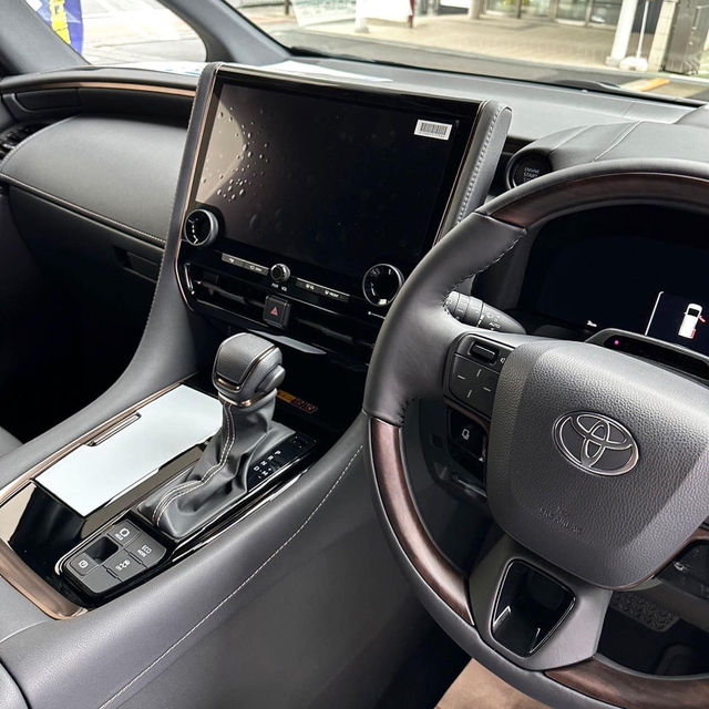 Đại lý tư nhân nhận cọc Toyota Alphard 2024: Giá hơn 4 tỷ, giao tháng 11, đã có khách đặt mua - Ảnh 4.