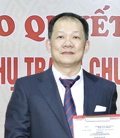 Bệnh viện Việt Đức có giám đốc mới là bác sĩ chuyên về tim mạch - Ảnh 1.