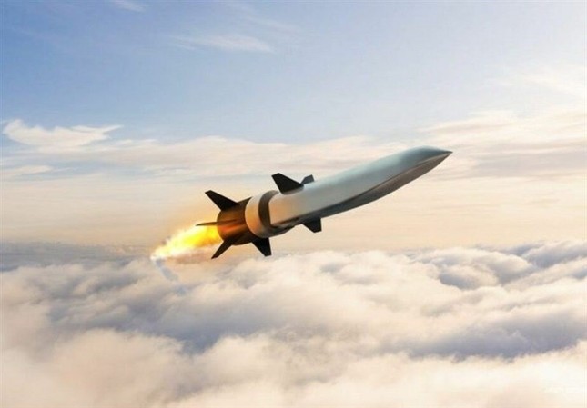 Iran tuyên bố sở hữu công nghệ tên lửa siêu thanh giữa lúc căng thẳng với Mỹ - Ảnh 1.