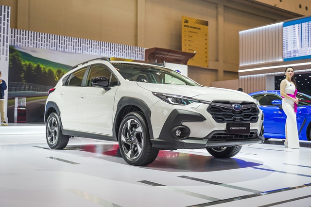 Xem trước Subaru Crosstrek sắp về Việt Nam: Giá quy đổi 820 triệu, tham vọng đối đầu Corolla Cross và HR-V - Ảnh 1.