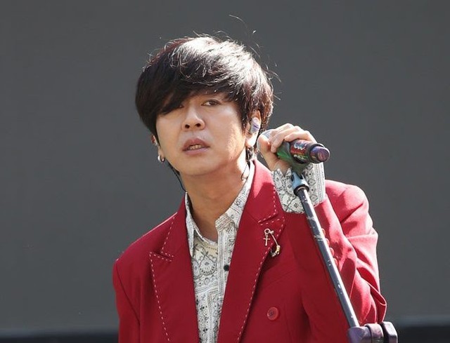 Ca sĩ Hàn Quốc Yoon Do Hyun bí mật chiến đấu với bệnh ung thư trong 3 năm - Ảnh 1.