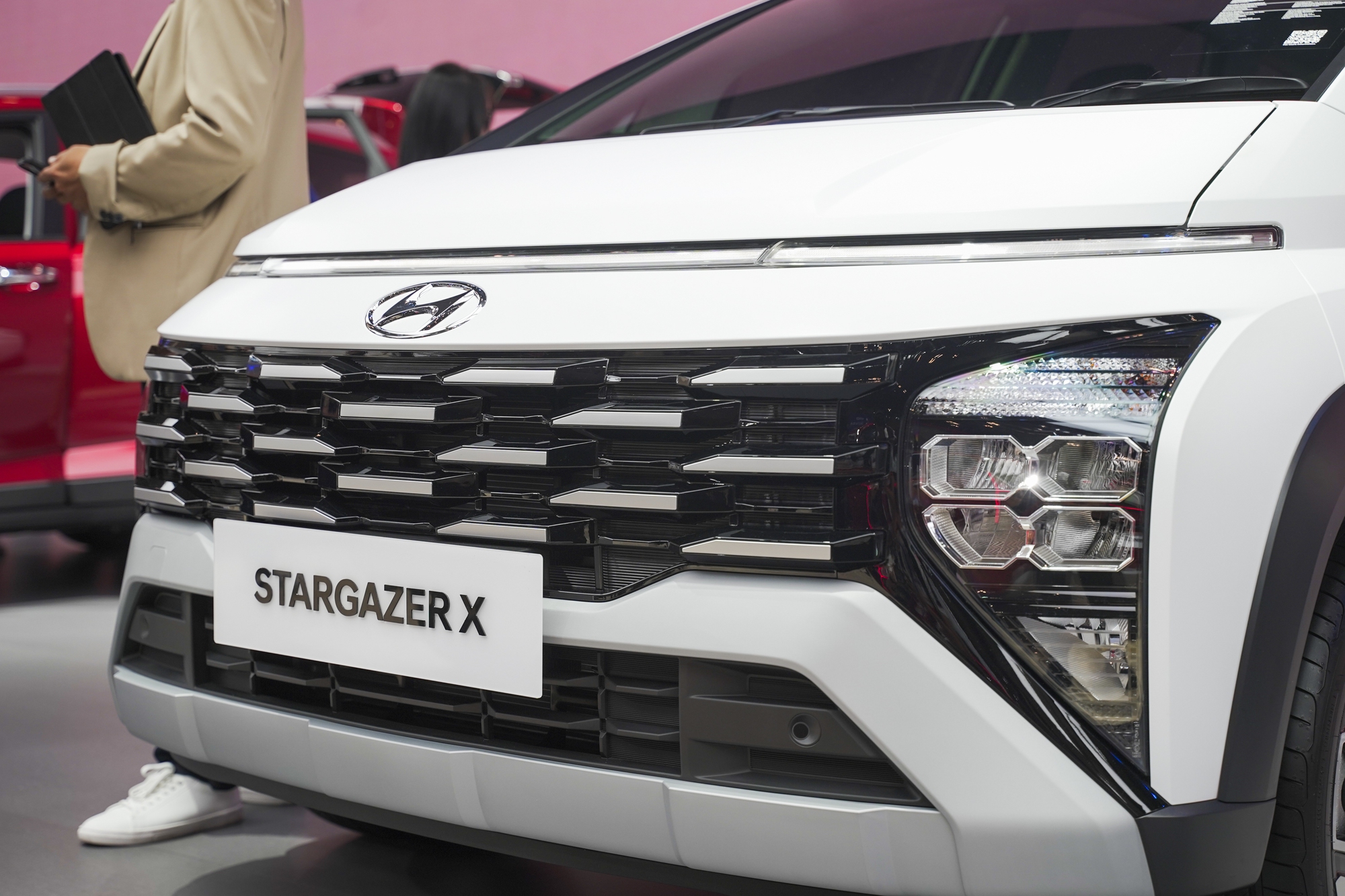 Ảnh thực tế Hyundai Stargazer X vừa ra mắt: Giá quy đổi từ 515 triệu, chờ ngày về Việt Nam đấu Xpander Cross - Ảnh 8.