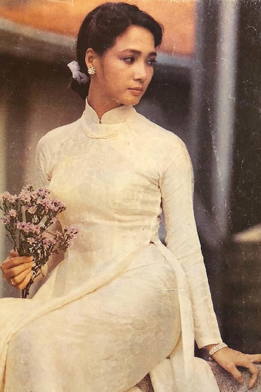 Nhan sắc thời trẻ của nữ diễn viên được phong NSND trẻ nhất nhì Việt Nam - Ảnh 7.