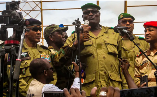 Tổng thống Mỹ tiếp tục tuyên bố cứng rắn về Nigeria- Ảnh 2. Nigeria chuẩn bị can thiệp quân sự vào Niger?