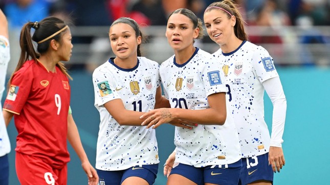 Đá World Cup thất vọng, tuyển nữ Mỹ chia tay HLV - Ảnh 2.
