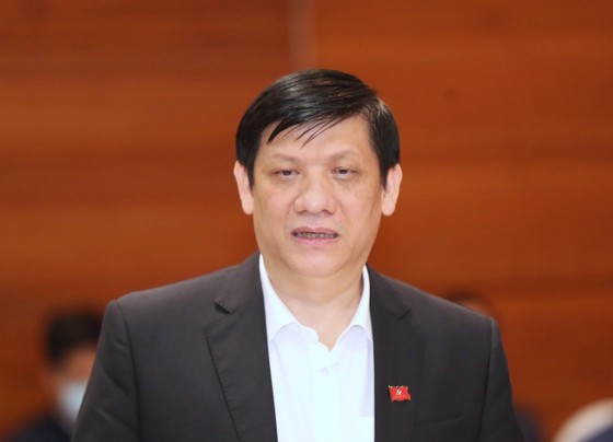 Nhận hối lộ 2,25 triệu USD, cựu Bộ trưởng Nguyễn Thanh Long đã nộp lại bao nhiêu? - Ảnh 1.